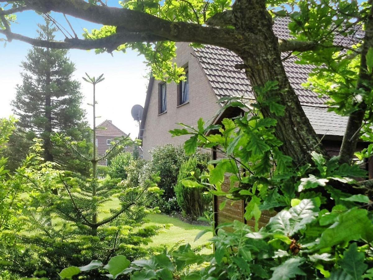 Ferienhaus Mit Grossem Garten In Несмерзиль Экстерьер фото
